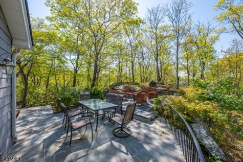 43 Brush Hill Road Kinnelon NJ 07405