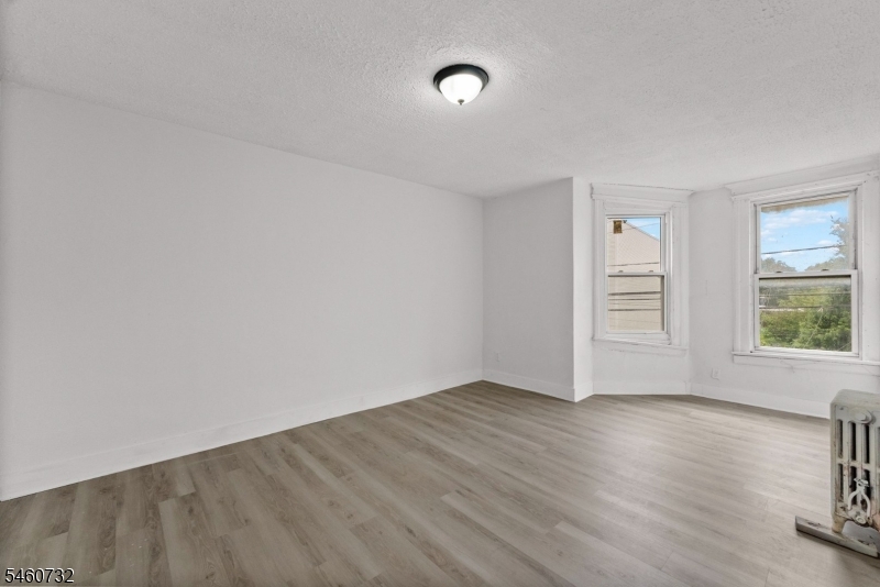 212 S 11th Street Newark NJ 07107