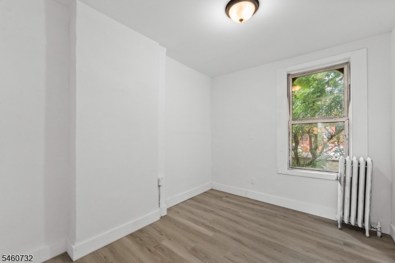 212 S 11th Street Newark NJ 07107