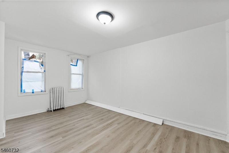 212 S 11th Street Newark NJ 07107