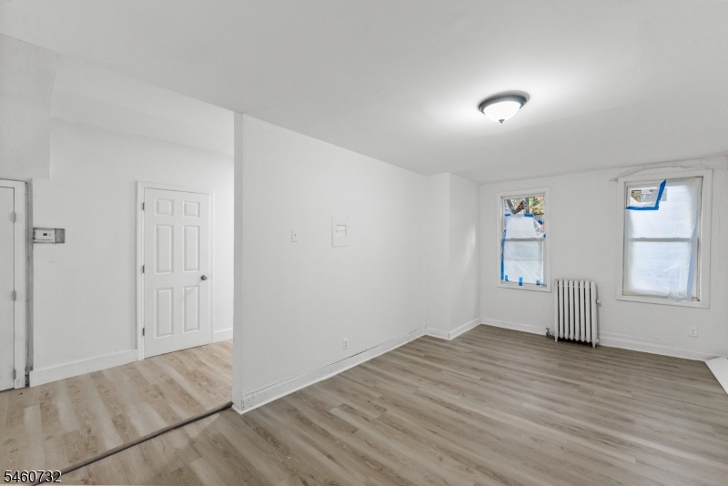 212 S 11th Street Newark NJ 07107