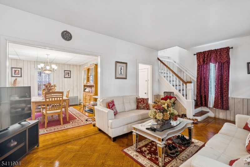 7 Wolf Place Irvington NJ 07111