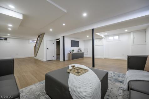 341 Forest Drive Union NJ 07083
