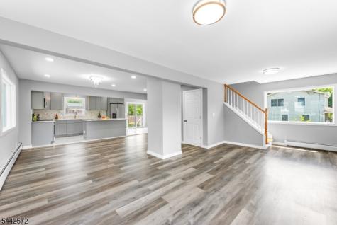 20 Corwin Street Roxbury NJ 07847