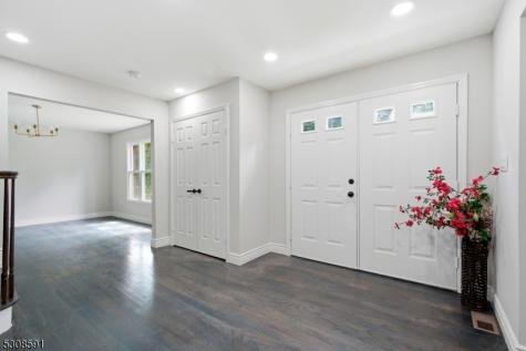 20 Cleacene Avenue Mount Olive NJ 07828
