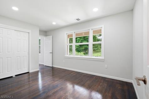 20 Cleacene Avenue Mount Olive NJ 07828