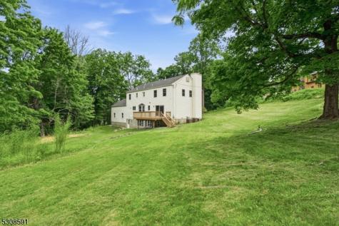 20 Cleacene Avenue Mount Olive NJ 07828