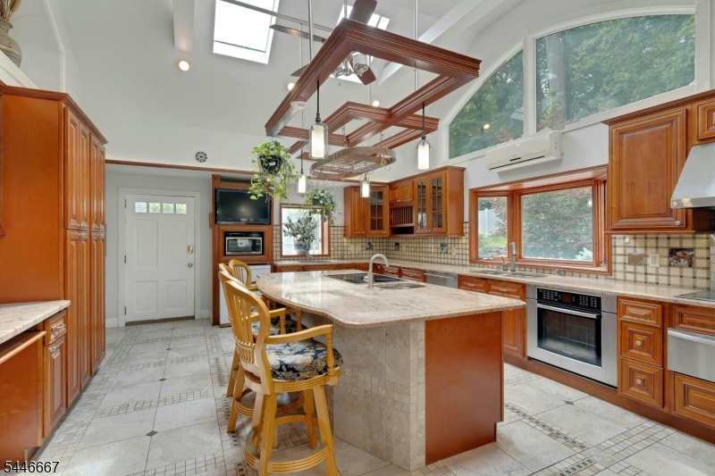 72 Mountain Avenue Warren NJ 07059