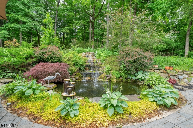 72 Mountain Avenue Warren NJ 07059
