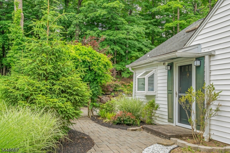 72 Mountain Avenue Warren NJ 07059