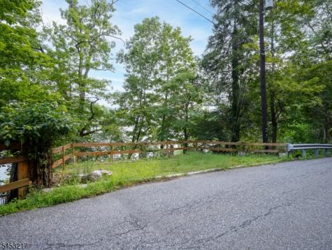 118 Lakeside Drive Liberty NJ 07823