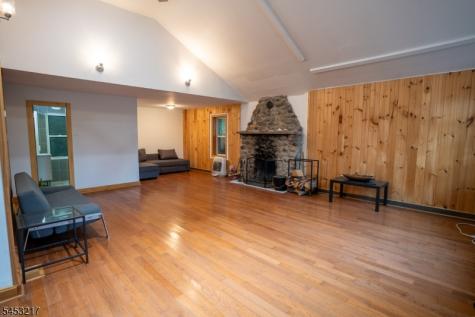 118 Lakeside Drive Liberty NJ 07823