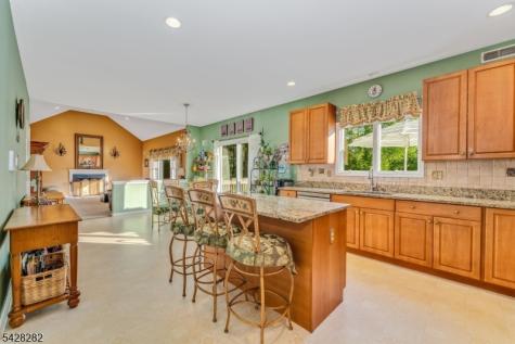 23 Oak Ridge Road Washington NJ 07882