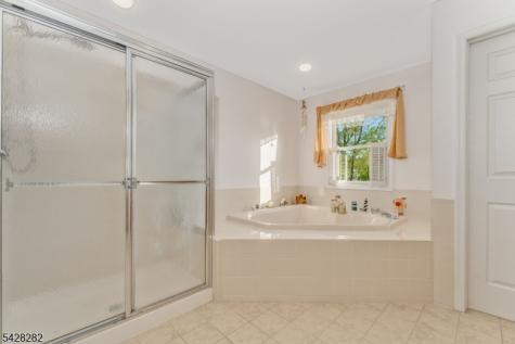 23 Oak Ridge Road Washington NJ 07882