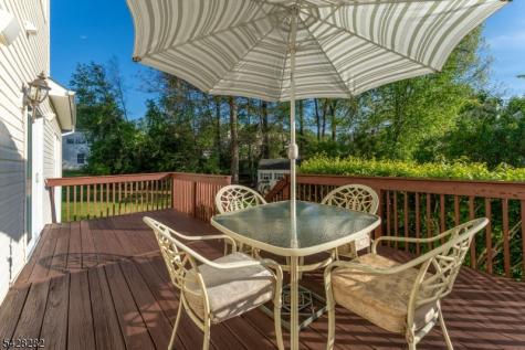 23 Oak Ridge Road Washington NJ 07882
