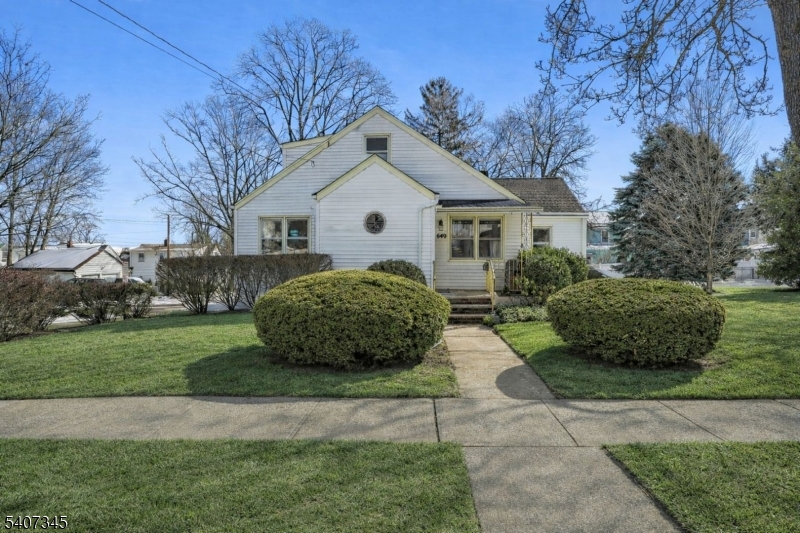 649 8TH Street Carlstadt NJ 07072