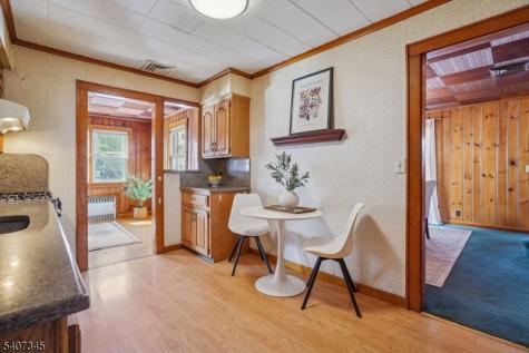 649 8TH Street Carlstadt NJ 07072
