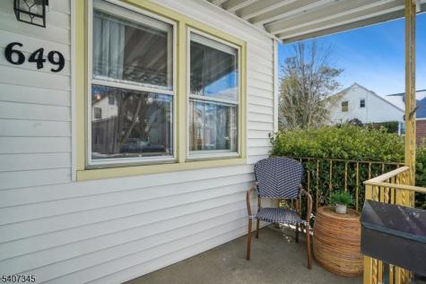 649 8TH Street Carlstadt NJ 07072