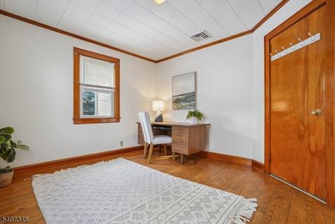 649 8TH Street Carlstadt NJ 07072
