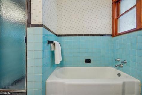 649 8TH Street Carlstadt NJ 07072