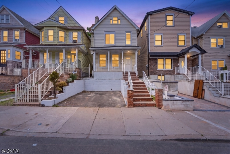 81 Westfield Avenue Elizabeth NJ 07208