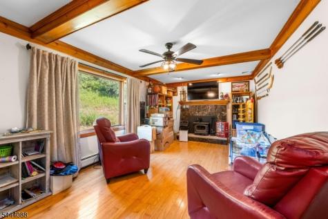 27 Maple Lane Blairstown NJ 07825