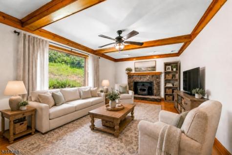 27 Maple Lane Blairstown NJ 07825