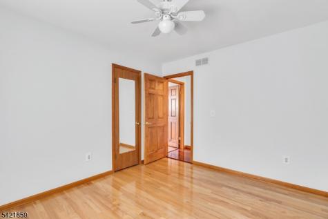 15 Conard Court Hillsborough NJ 08844