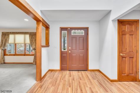 15 Conard Court Hillsborough NJ 08844