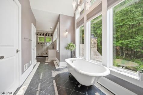 13 Old Swartswood Road Hampton NJ 07860