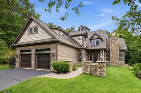 13 Old Swartswood Road Hampton NJ 07860