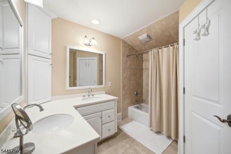 13 Old Swartswood Road Hampton NJ 07860