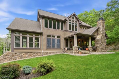 13 Old Swartswood Road Hampton NJ 07860