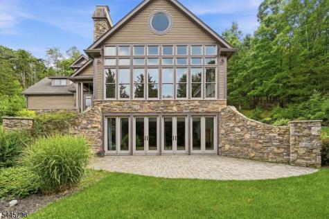 13 Old Swartswood Road Hampton NJ 07860