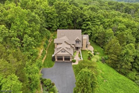 13 Old Swartswood Road Hampton NJ 07860
