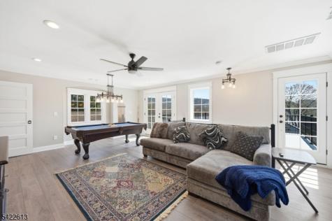 1074 Colfax Avenue Pompton Lakes NJ 07442