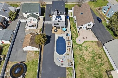 1074 Colfax Avenue Pompton Lakes NJ 07442