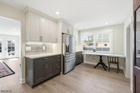 1074 Colfax Avenue Pompton Lakes NJ 07442