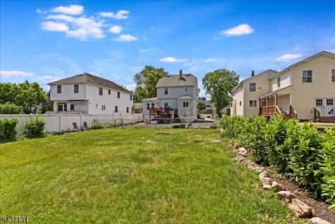 71 Battle Hill Avenue Springfield NJ 07081