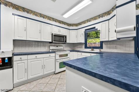 1813 Washington Valley Road Bridgewater NJ 08836