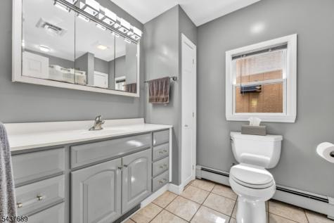 1813 Washington Valley Road Bridgewater NJ 08836