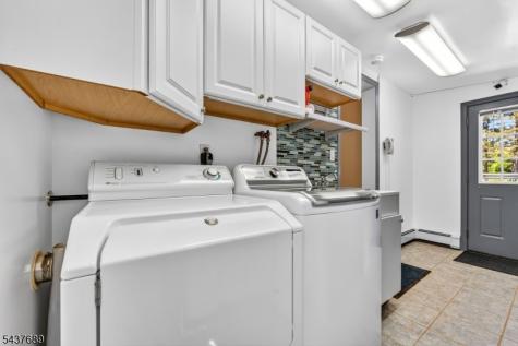 1813 Washington Valley Road Bridgewater NJ 08836