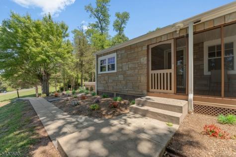 1813 Washington Valley Road Bridgewater NJ 08836