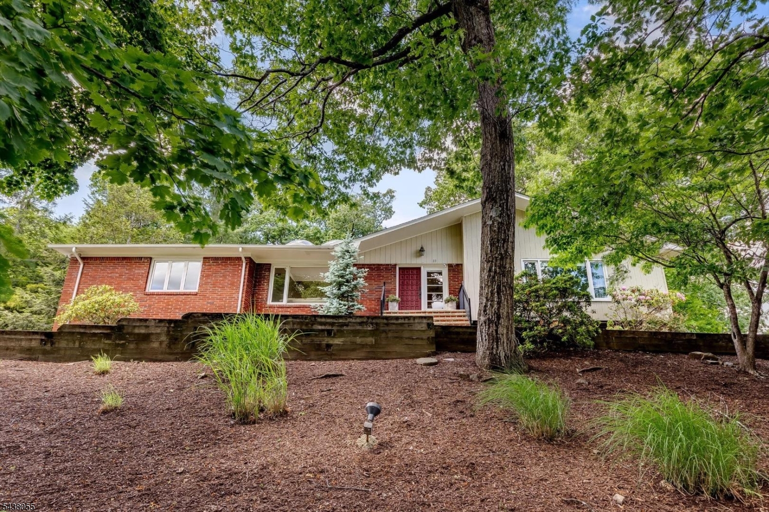 83 Brookside Terrace North Caldwell NJ 07006