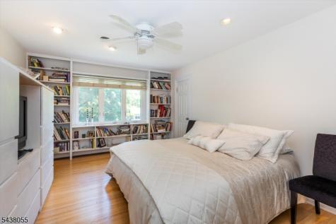 83 Brookside Terrace North Caldwell NJ 07006