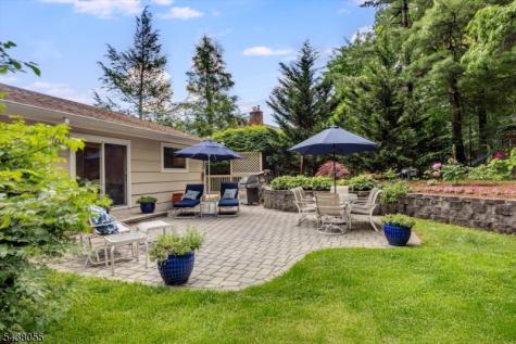 83 Brookside Terrace North Caldwell NJ 07006