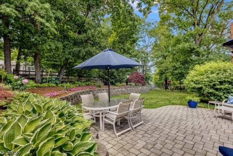 83 Brookside Terrace North Caldwell NJ 07006