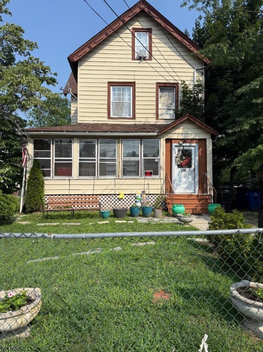 736 W Front Street Plainfield NJ 07060