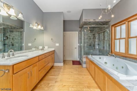 201 Lows Hollow Road Lopatcong NJ 08886