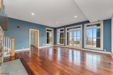 201 Lows Hollow Road Lopatcong NJ 08886